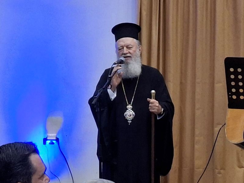 Έτσι εορτάστηκε η επέτειος του 1940 στη Μητρόπολη Χαλκίδος (βίντεο&εικόνες) Έτσι εορτάστηκε η επέτειος του 1940 στη Μητρόπολη Χαλκίδος (βίντεο&εικόνες)