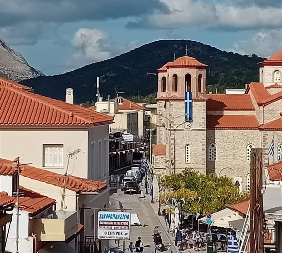 Κύμη: Ποιοι δρόμοι είναι κλειστοί σήμερα λόγω παρέλασης – Οι ώρες Κύμη: Ποιοι δρόμοι είναι κλειστοί σήμερα λόγω παρέλασης – Οι ώρες