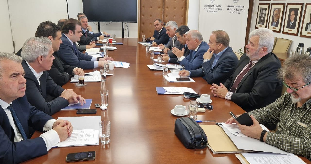 Στο υπ. Οικονομικών με την ΚΕΔΕ ο δήμαρχος Καρύστου: Τι αποφασίστηκε για τη χρηματοδότηση των δήμων Στο υπ. Οικονομικών με την ΚΕΔΕ ο δήμαρχος Καρύστου: Τι αποφασίστηκε για τη χρηματοδότηση των δήμων