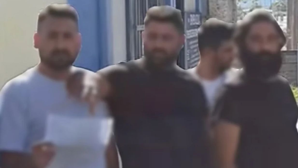 Αίτηση για πρόσληψη στην Αστυνομία έκαναν οι πρώτοι Ρομά Αίτηση για πρόσληψη στην Αστυνομία έκαναν οι πρώτοι Ρομά