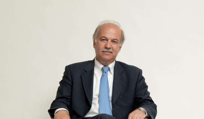 Μεγάλες αλλαγές στο Κληρονομικό Δίκαιο – Τι ισχύει για όσους έχουν χρέη και τις ιδιόχειρες διαθήκες