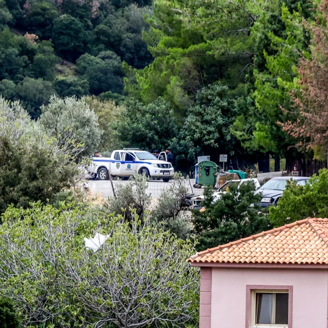 Παραδόθηκαν τα τρία καταζητούμενα αδέλφια για το μακελειό στα Βορίζια