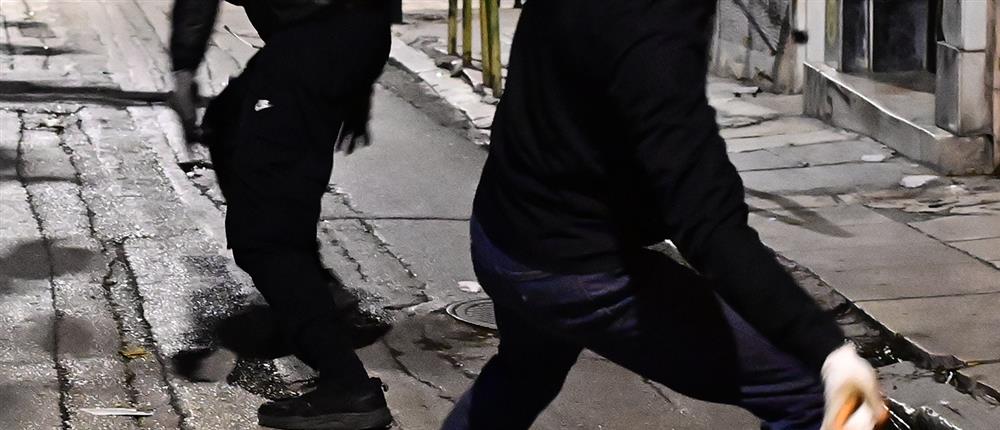 Άλιμος: Εξωσχολικοί εισέβαλαν σε σχολείο και ξυλοκόπησαν 15χρονο μαθητή