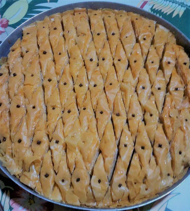 Έρχονται Χριστούγεννα και το παραδοσιακό γλυκό της Εύβοιας έχει τρελάνει κόσμο! Η συνταγή