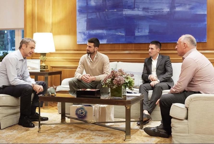 Στο Μαξίμου ο Τζόκοβιτς- Συνάντηση με τον πρωθυπουργό