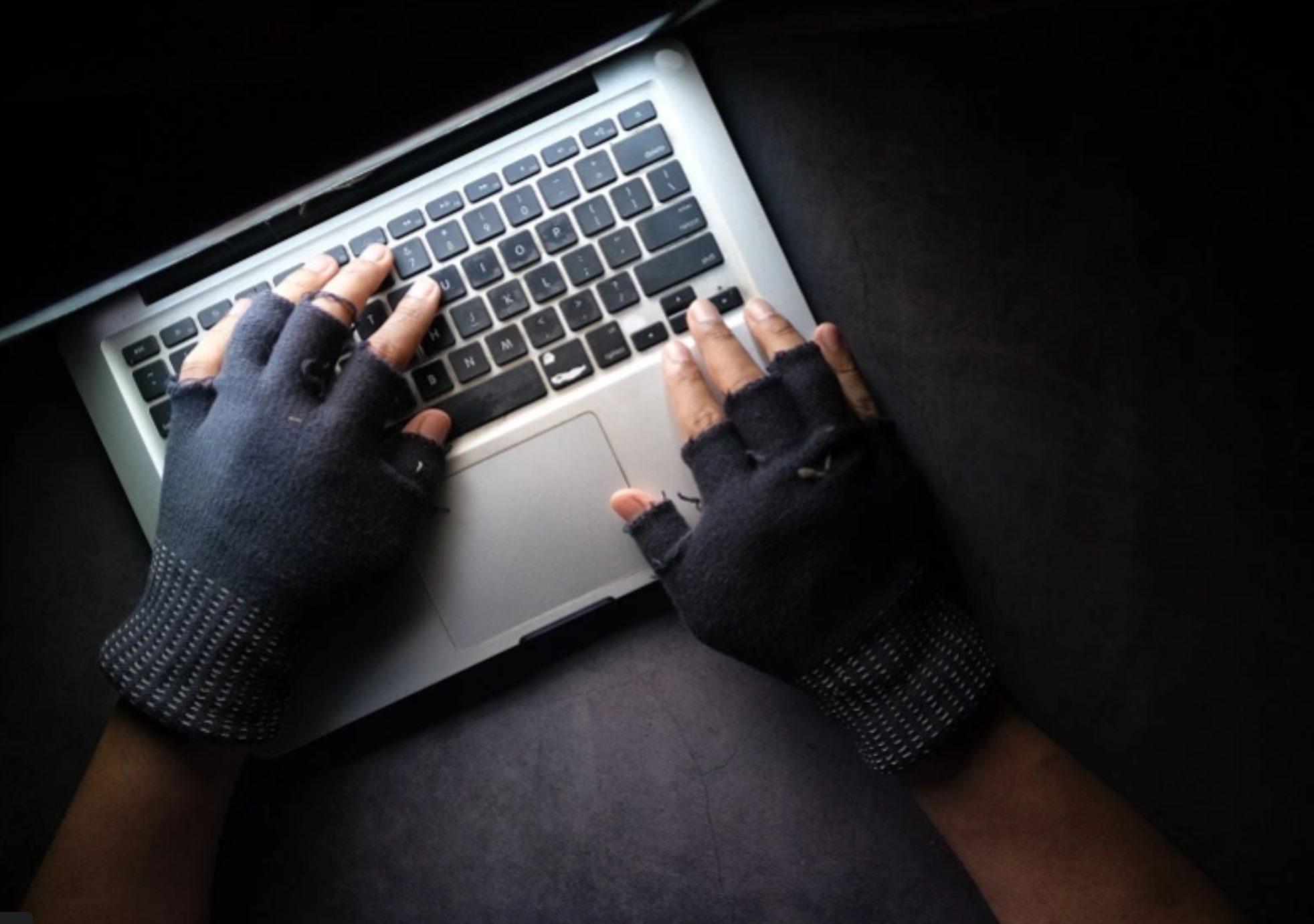 Έτσι δρούσε το κύκλωμα που άδειαζε «πορτοφόλια» στην Εύβοια: Πώς μπλέχτηκε πολίτης