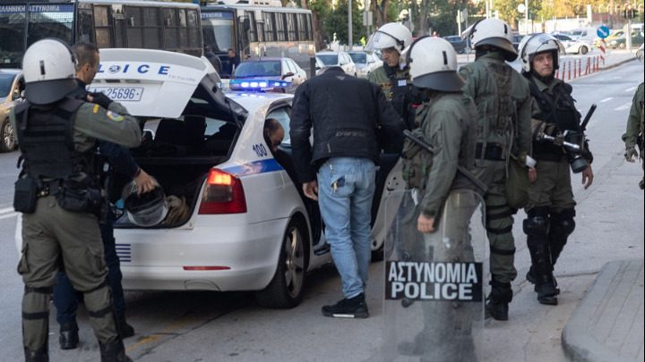 Δολοφονία Άλκη Καμπανού: Αναβλήθηκε η δίκη στο Εφετείο- Ένταση έξω από τα δικαστήρια