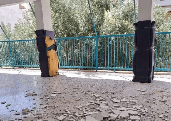 Έπεσαν σοβάδες σε σχολείο – Από θαύμα γλίτωσαν οι μαθητές