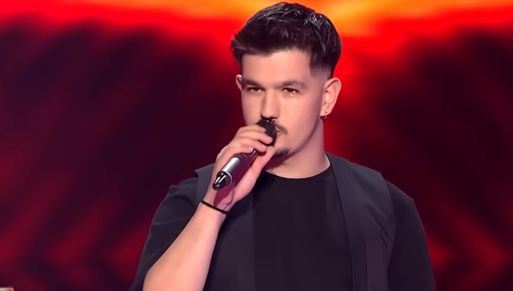 Η Εύβοια «πρωταγωνιστεί» στο The Voice: Νέα ταλαντούχα φωνή μάγεψε τους κριτές