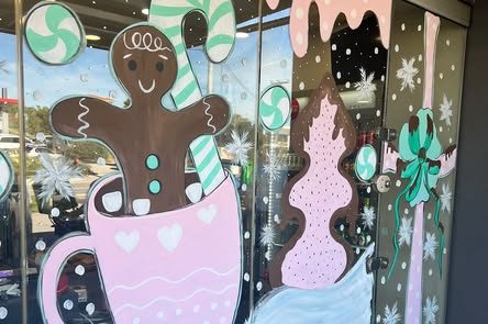 Αυτό είναι το εντυπωσιακό χριστουγεννιάτικο καφέ της Εύβοιας – Πού θα το βρείτε