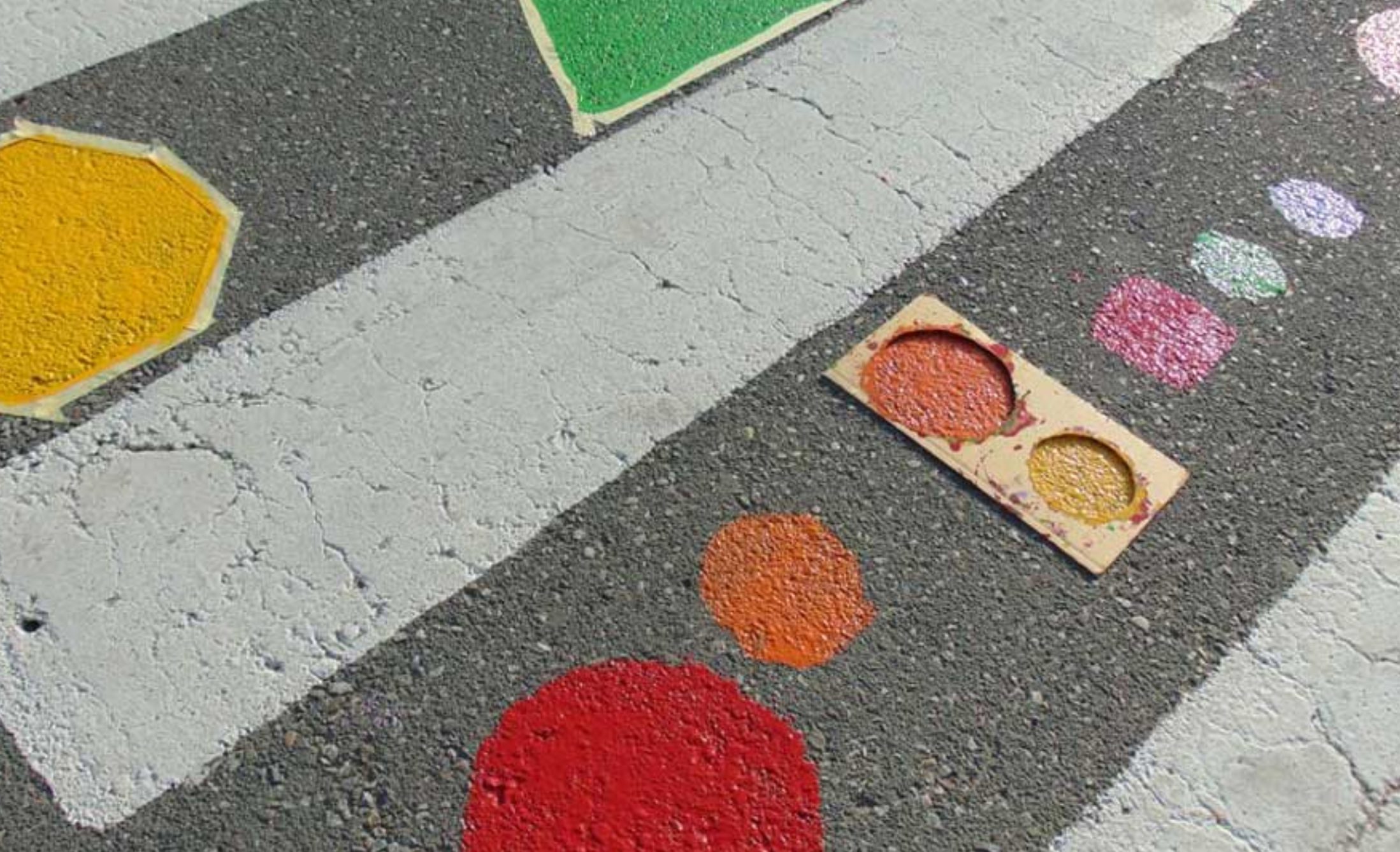 Αυτά τα σχολεία «γέμισαν» με χρωματιστές διαβάσεις στην Εύβοια