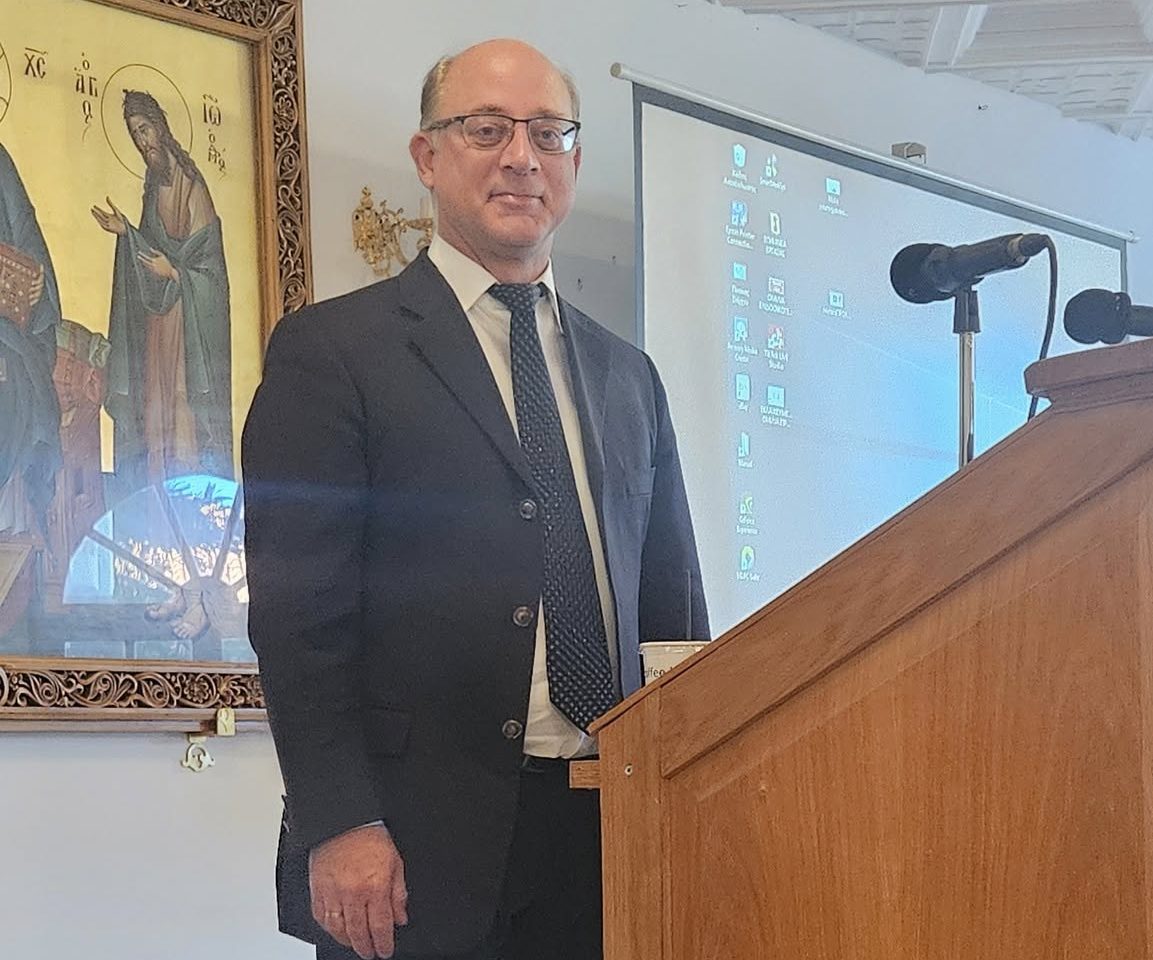 Ευχές από τον Αντιπρόεδρο του Ινστιτούτου Γ. Παπανικολάου – Δημοτικό Σύμβουλο Κύμης Αλιβερίου, Παναγιώτη Αγγελόπουλο