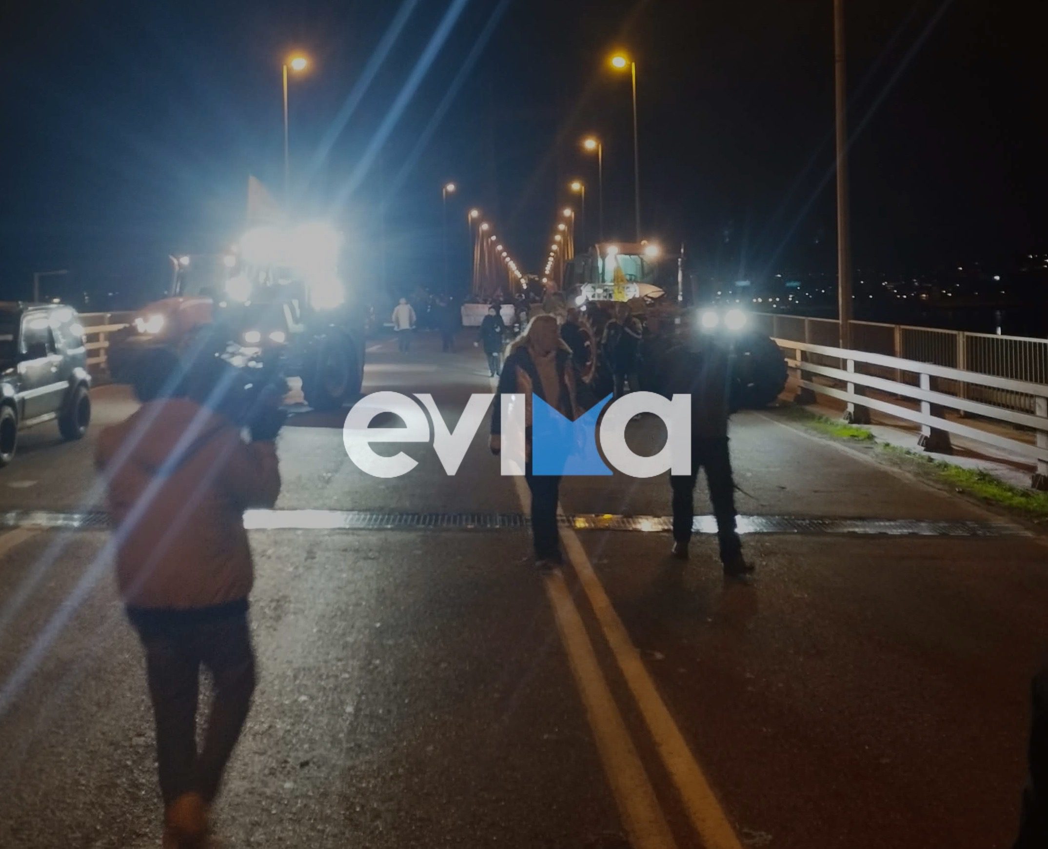 Αγρότες: Άνοιξε η υψηλή γέφυρα της Χαλκίδας – Πότε θα κλείσει ξανά