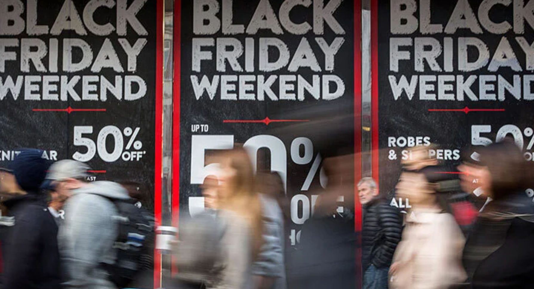 Black Friday τέλος, τελευταίες προσφορές σήμερα στην Cyber Monday: Ουρές στα καταστήματα για τα ψώνια