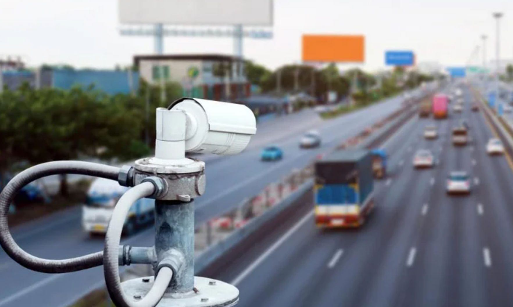 Έξυπνες κάμερες: Πότε έρχονται τα πρώτα «ραβασάκια» και πώς καταγράφονται οι παραβάτες