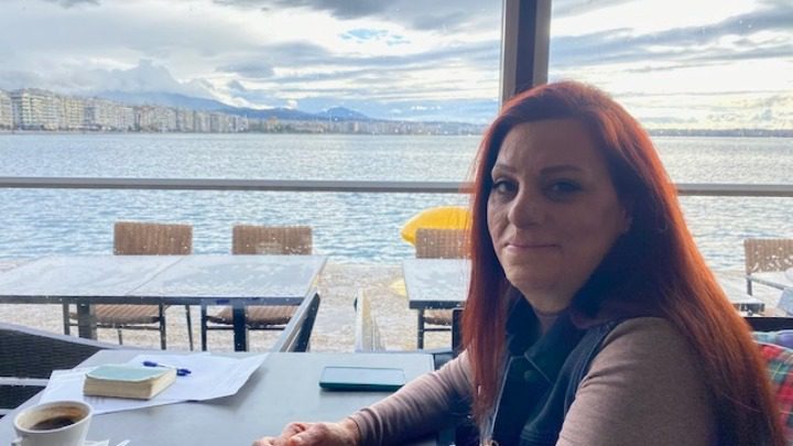 «Στις 50 επεµβάσεις σταµάτησα να µετράω»- O «μακρύς γολγοθάς» μιας εγκαυματία