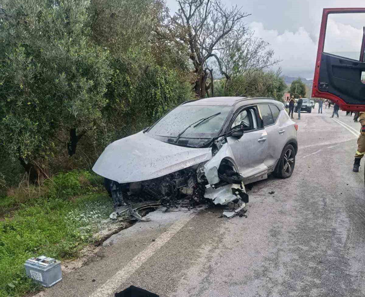 Τροχαίο στην Κίσσαμο: Αυτοκίνητο τυλίχθηκε στις φλόγες – Ένας τραυματίας