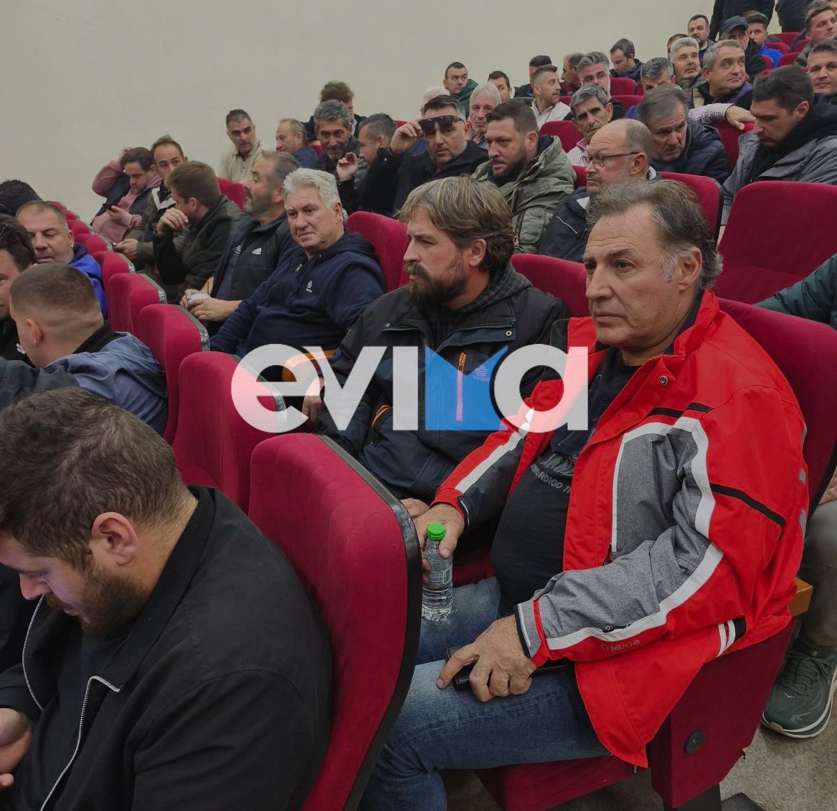 Στην κρίσιμη σύσκεψη της Νίκαιας οι αγρότες της Εύβοιας (εικόνα)