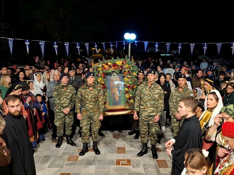 Χαλκίδα: Με λαμπρότητα γιόρτασαν τον Άγιο Σπυρίδωνα – Εικόνες