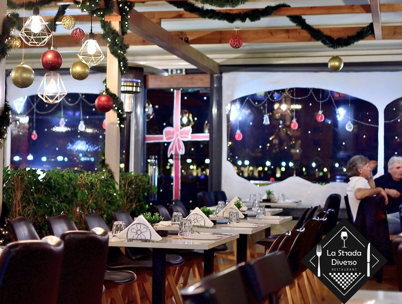 Χαλκίδα: Κλειστό πασίγνωστο μαγαζί μετά από φωτιά – Πότε ανοίγει