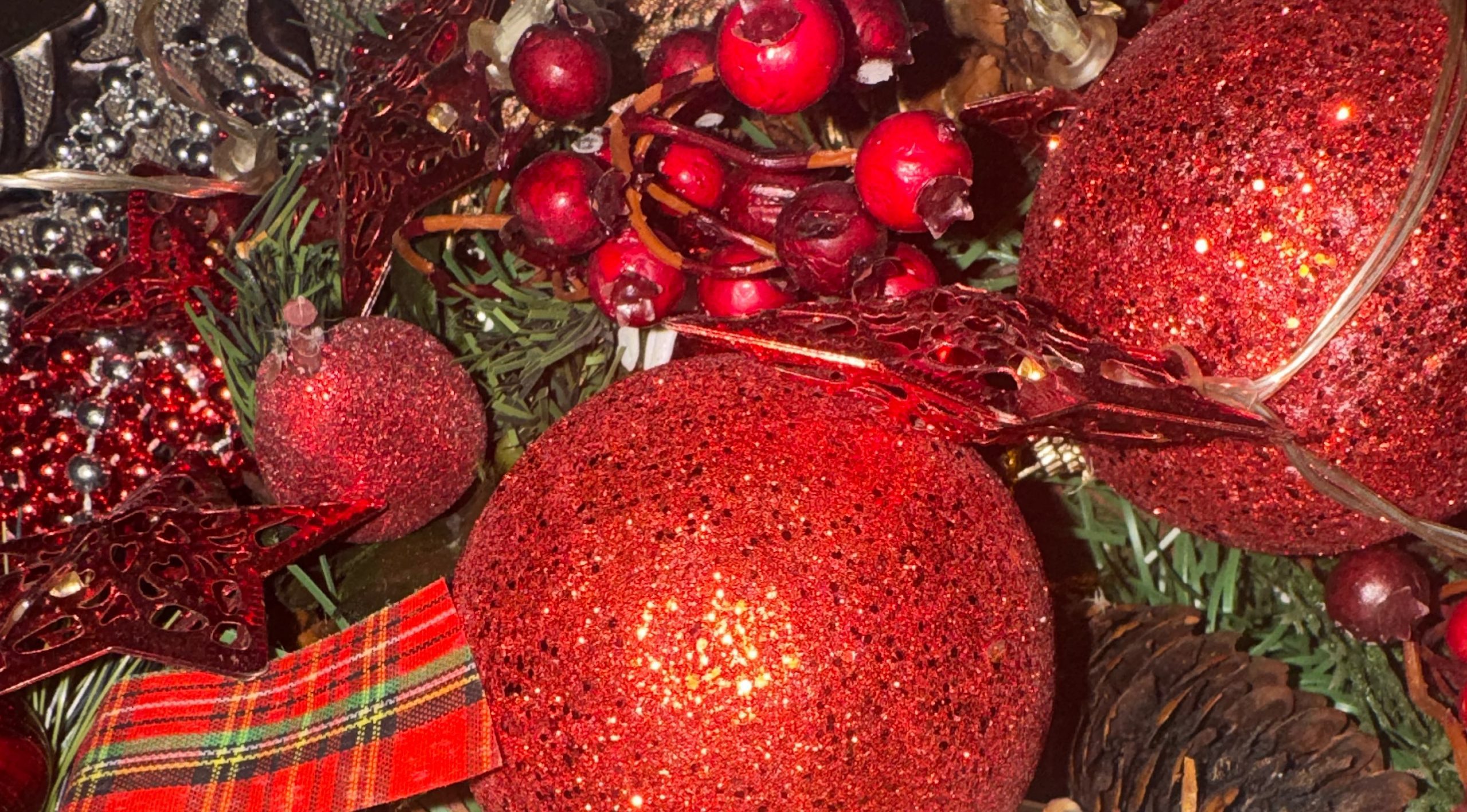 Εορτολόγιο: Χριστούγεννα σήμερα! Ποιοι γιορτάζουν