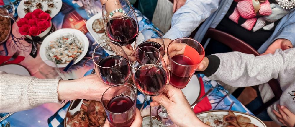 Άνδρας πέθανε σε οικογενειακό τραπέζι – Πνίγηκε από πανετόνε