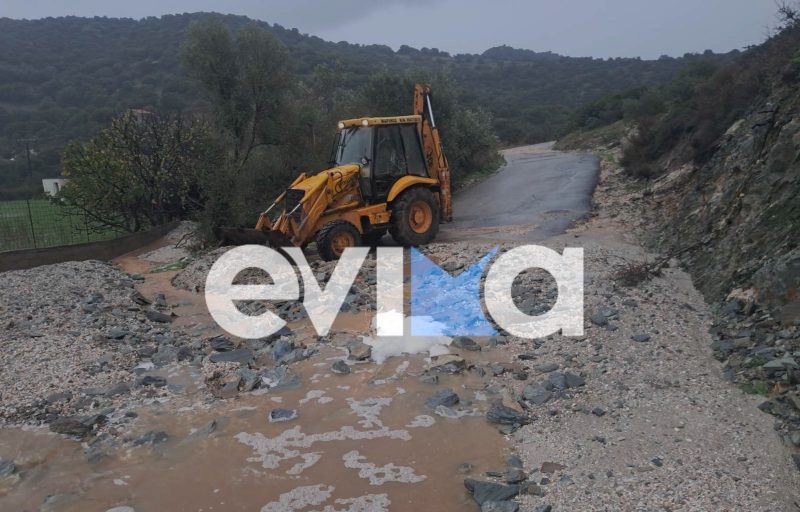 Στο έλεος της κακοκαιρίας η Εύβοια: Μην μετακινείστε για τις επόμενες ώρες