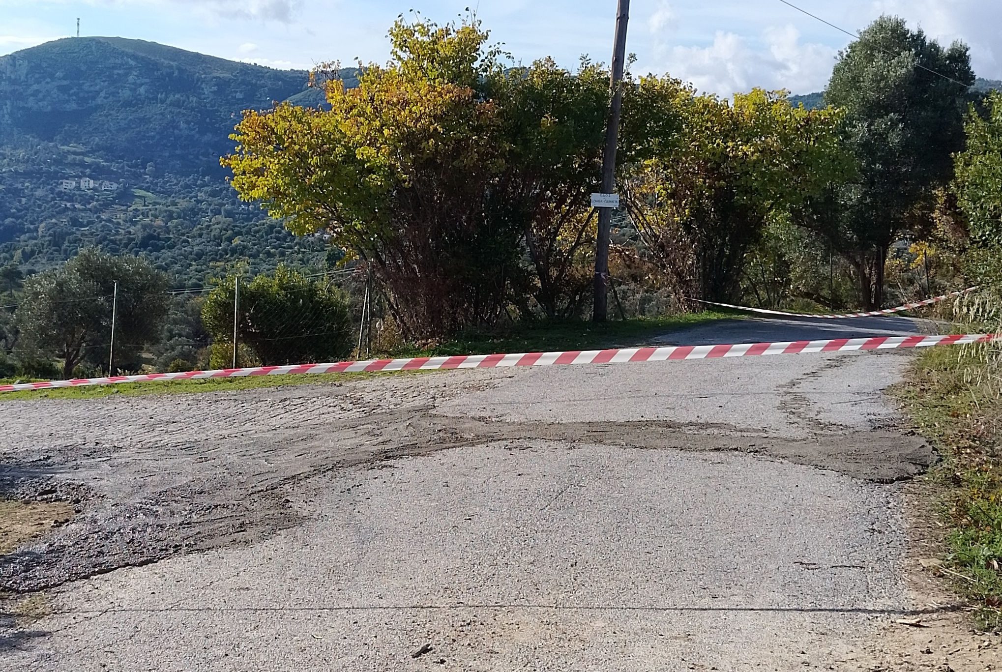 Συνεχίζονται τα έργα στο οδικό δίκτυο της Εύβοιας