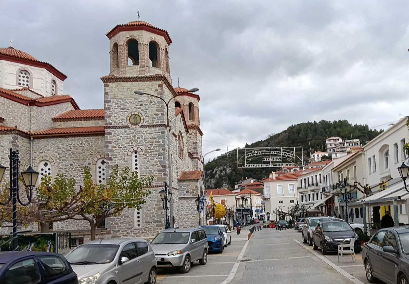 Καιρός: Αραιές νεφώσεις και βοριάδες σήμερα στην Εύβοια