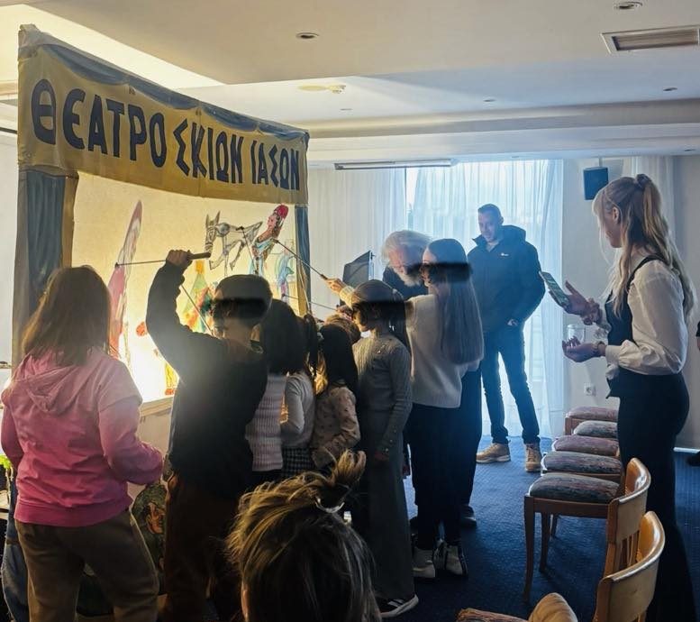 Οι αστυνομικοί της Εύβοιας πρόσφεραν χαμόγελα στα παιδιά – Εικόνες&βίντεο