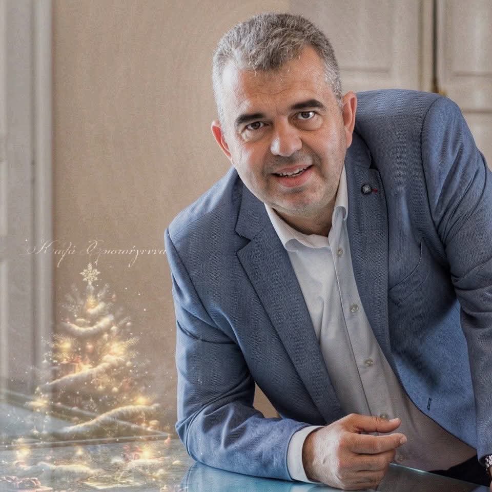 Ευχές από τον δήμαρχο Καρύστου, Λευτέρη Ραβιόλο