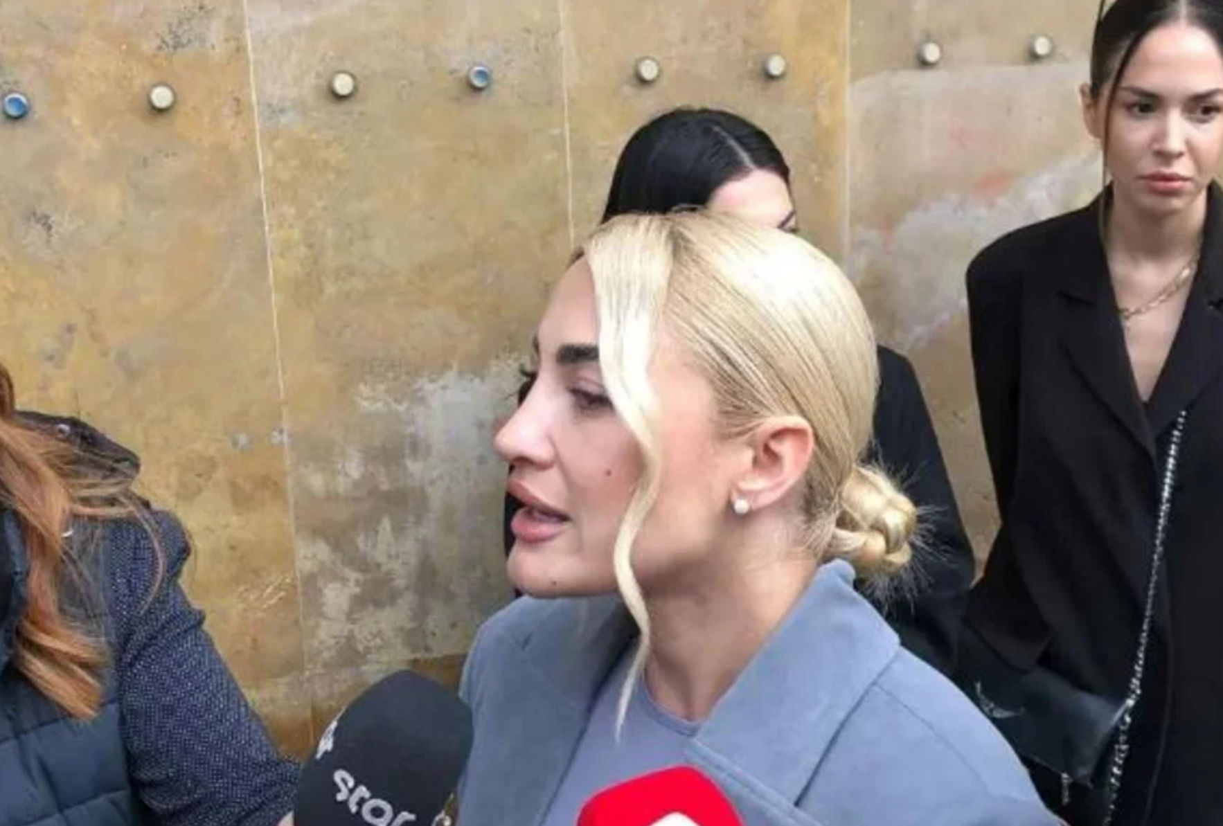 «Θα σας σκοτώσουμε, θα βρεθείτε σε χαντάκι»: Σοκάρουν τα απειλητικά μηνύματα σε Τούνη και Δημητρακόπουλο