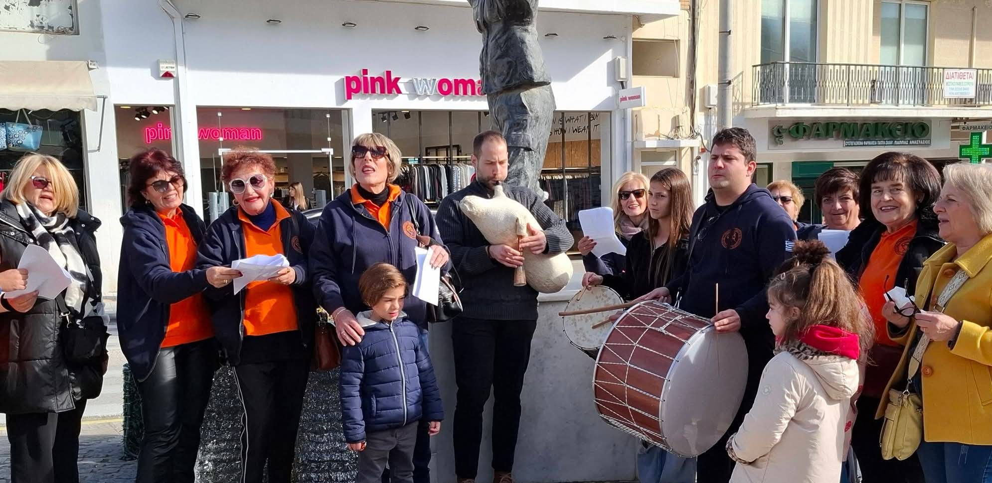 Κάλαντα με τσαμπούνα στην Εύβοια! Δείτε βίντεο