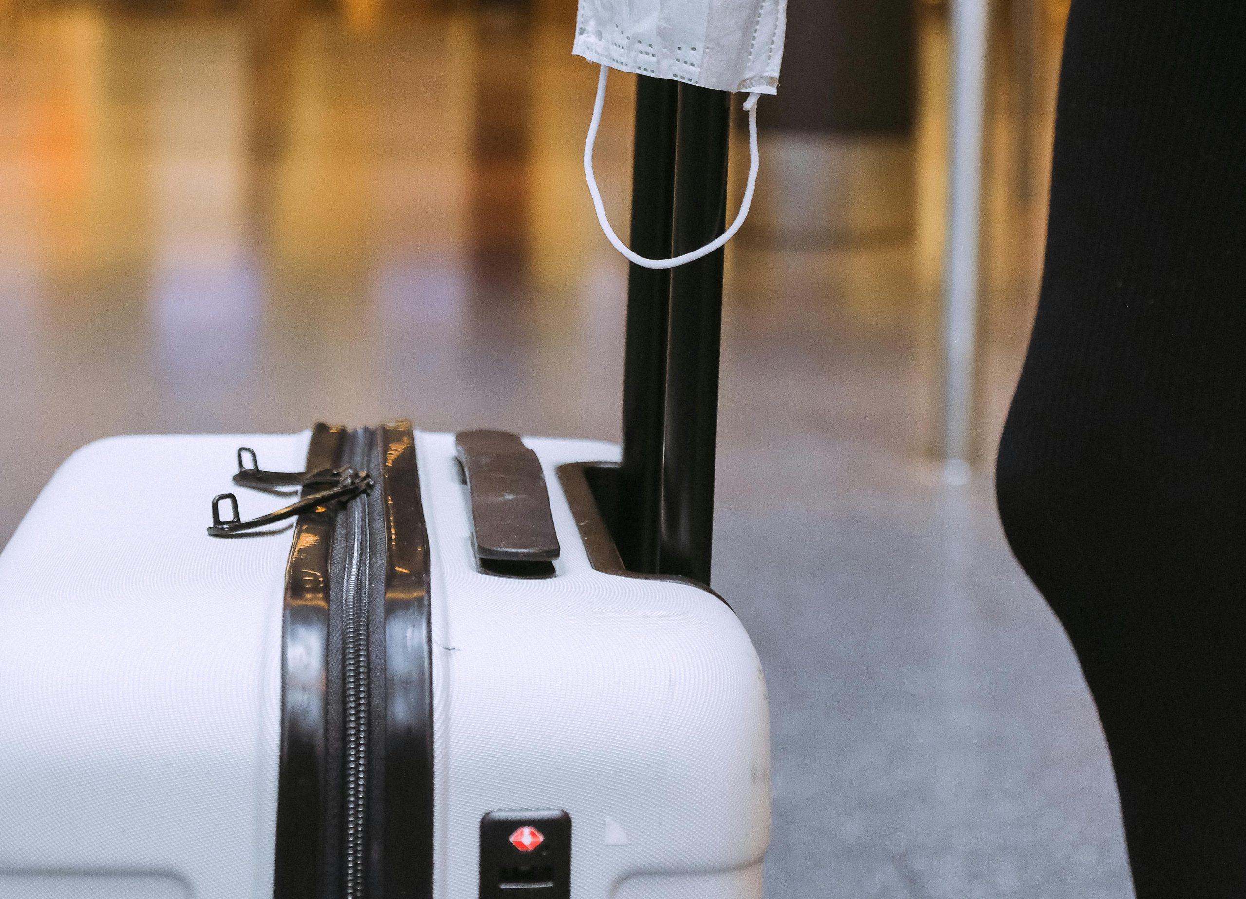 Ειδικός αποκαλύπτει: Έτσι μόνο θα προστατεύσετε τη βαλίτσα σας από κλέφτες