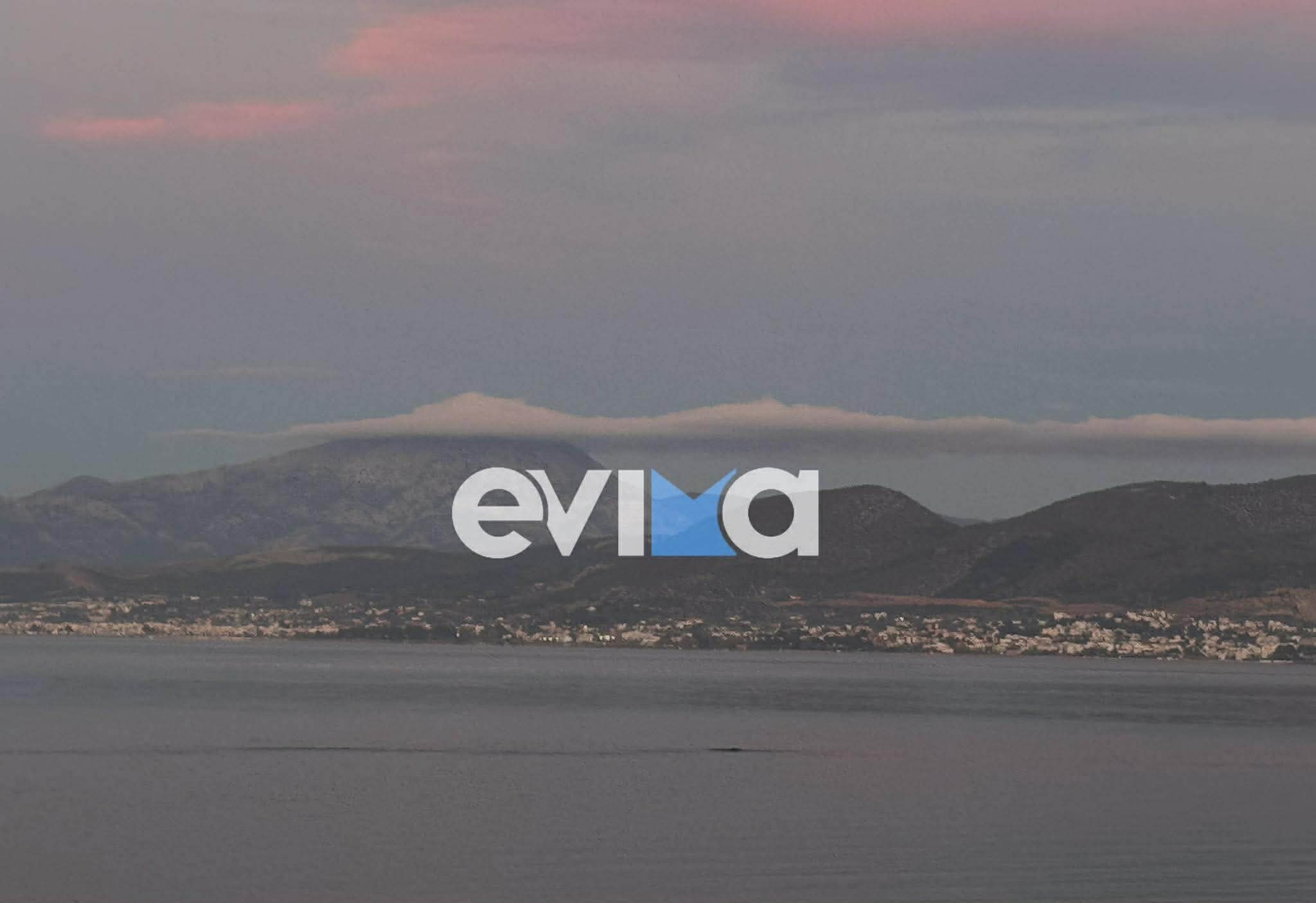 Εντυπωσιακό ορογραφικό φαινόμενο στην Εύβοια! Η Δίρφυ «φόρεσε» στέμμα! Μαγικές εικόνες