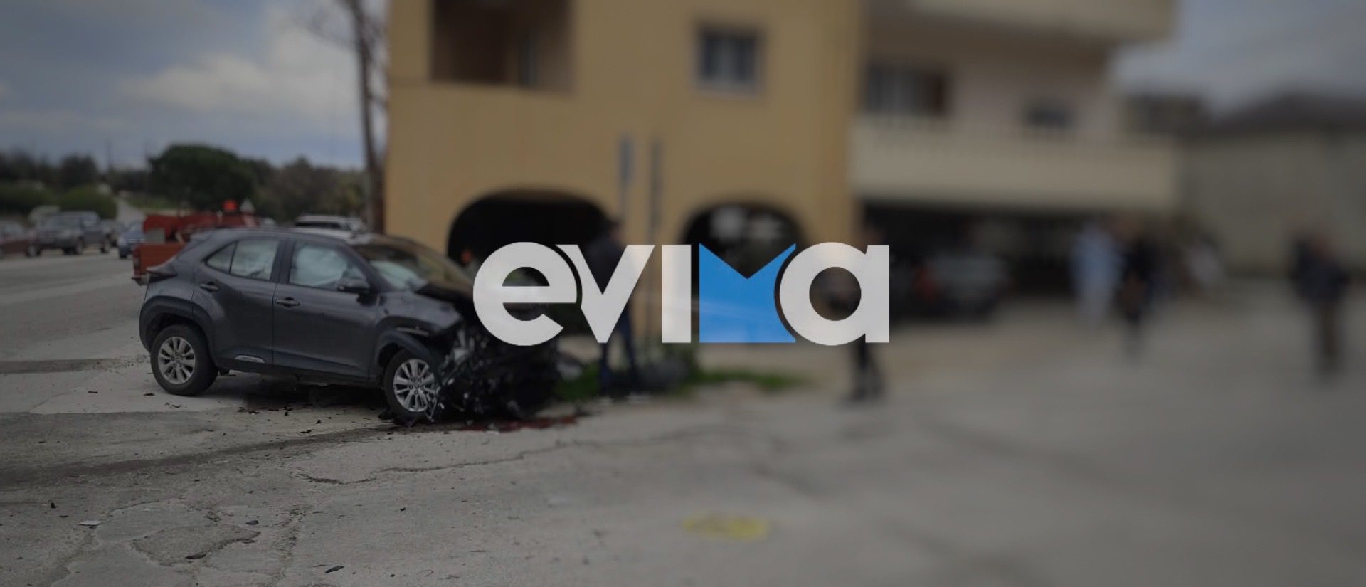 Σοβαρό τροχαίο τώρα στην Εύβοια με εγκλωβισμένο άτομο