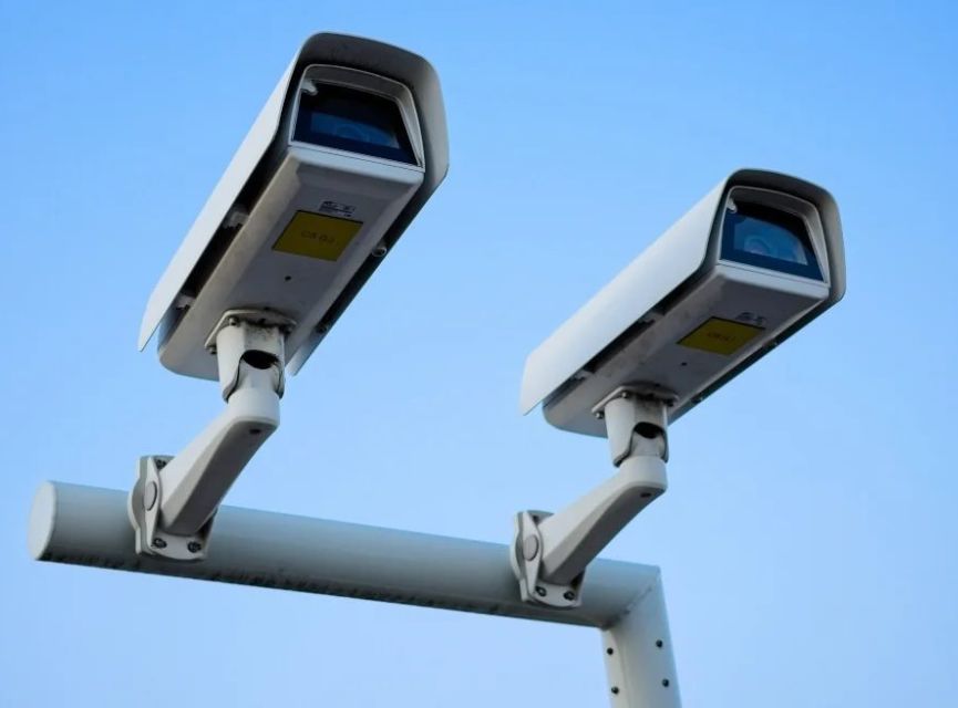 Έρχονται σε sms τα πρώτα πρόστιμα σε οδηγούς από τις έξυπνες κάμερες