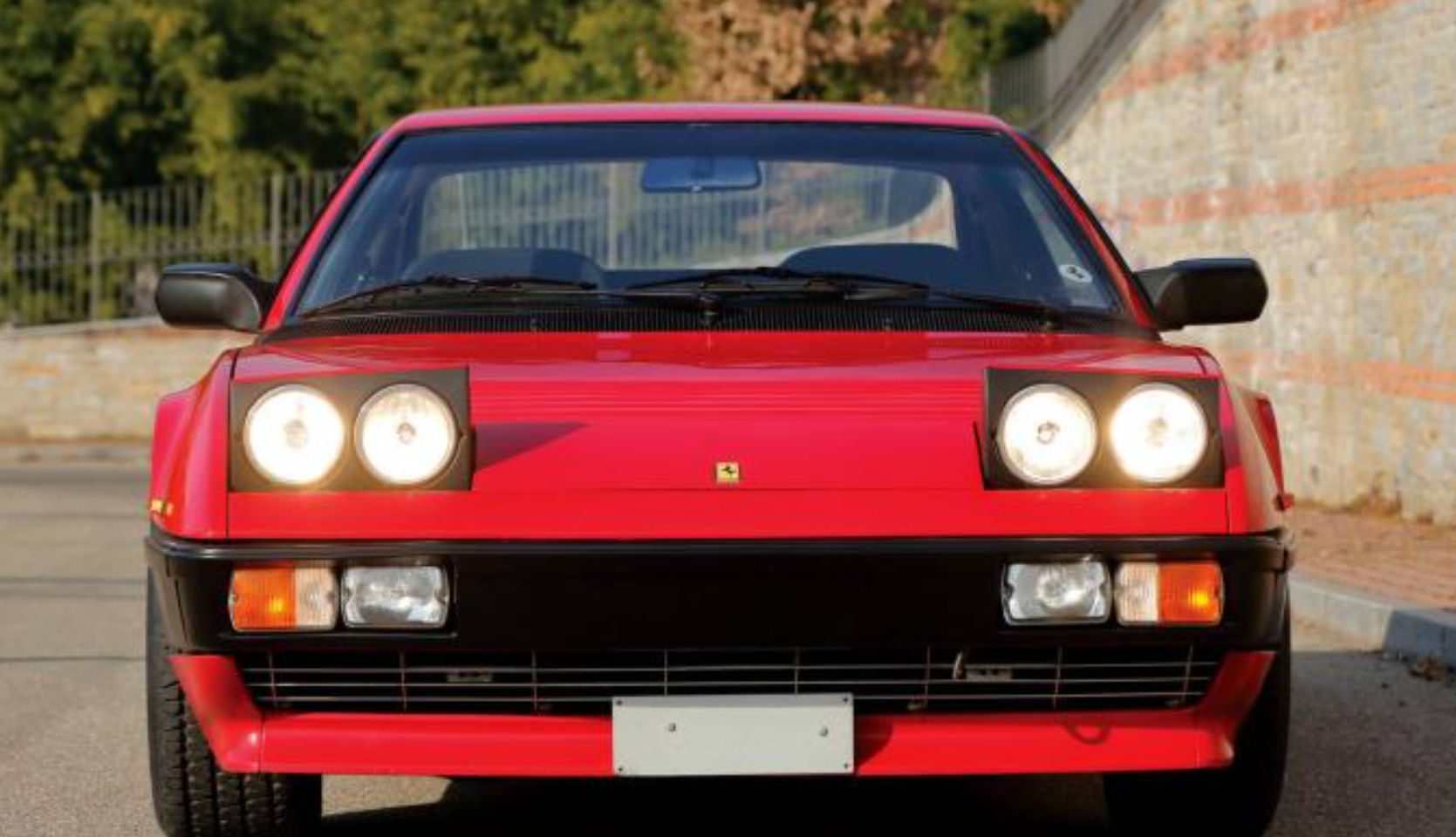 Θέλετε Ferrari; Αυτό είναι το φθηνότερο μοντέλο που μπορείτε να αγοράσετε στην Ελλάδα