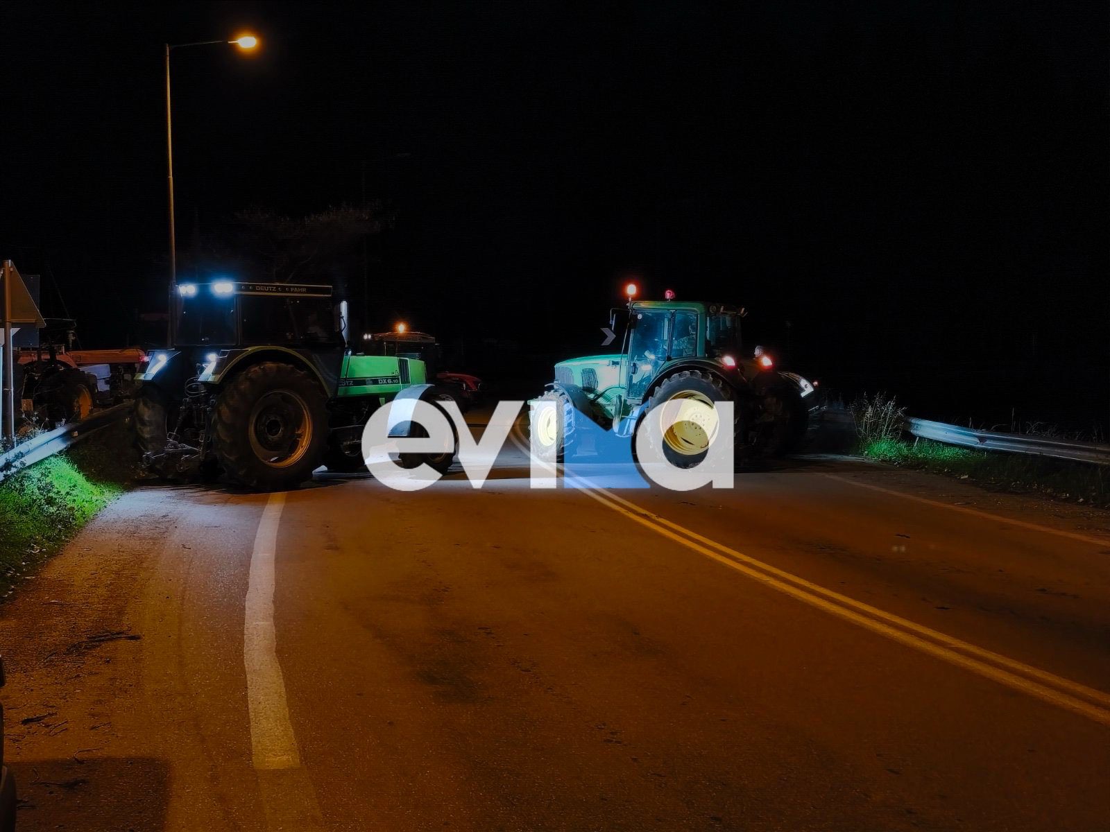 Χαλκίδα: Αγριεύουν οι αγρότες! Ένα βήμα πριν από 48ωρο αποκλεισμό στην υψηλή γέφυρα (vid)