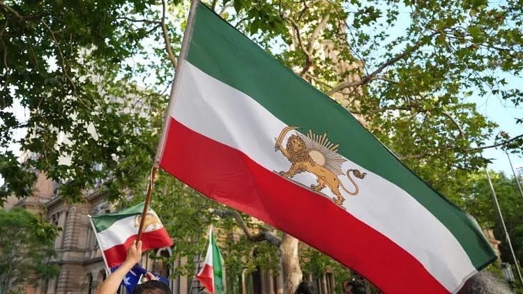 Ιταλία, Πολωνία και Ισπανία καλούν τους πολίτες τους να φύγουν αμέσως από το Ιράν