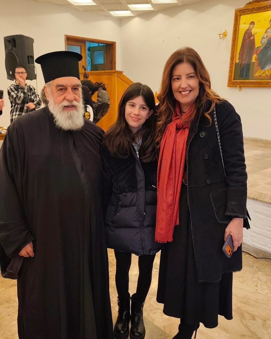 Η Κωνσταντίνα Καραμπατσώλη δίπλα στην κοινωνία της Εύβοιας – Συγκινητικές στιγμές στην Κύμη