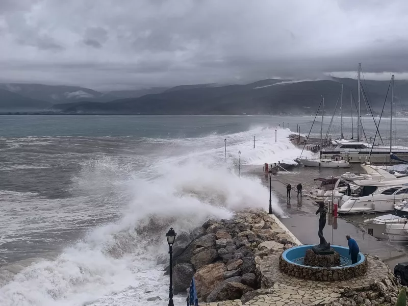 Σήμερα η κηδεία του λιμενικού που παρασύρθηκε από τα κύματα, στο Άστρος Κυνουρίας
