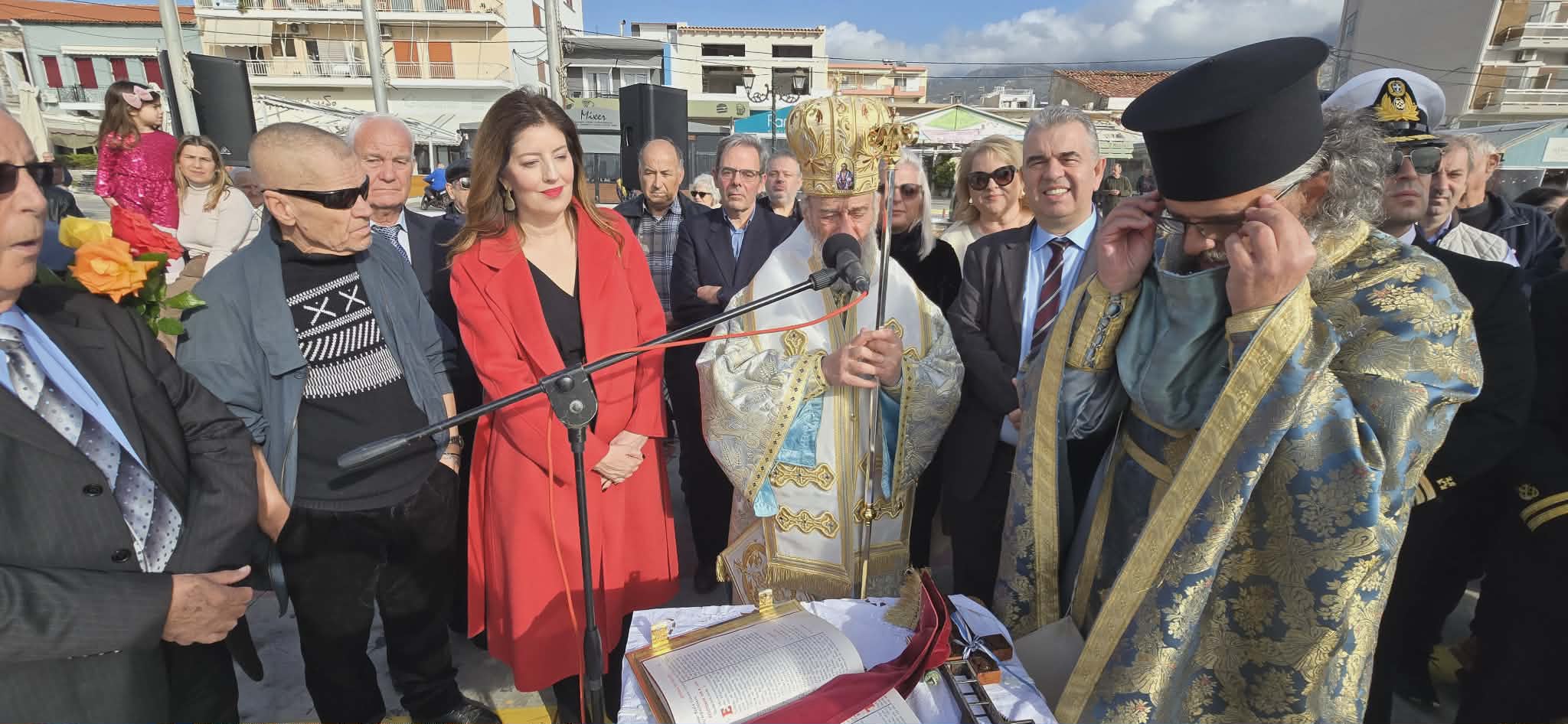 Από την Κάρυστο το μήνυμα της Κ. Καραμπατσώλη για τα Θεοφάνεια