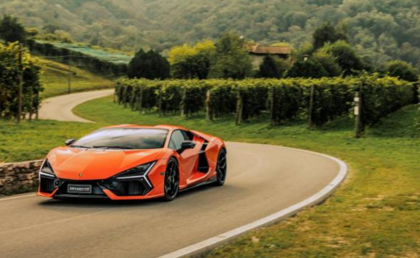 Δείτε τα ακριβότερα αυτοκίνητα που πωλήθηκαν στην Ελλάδα το 2025