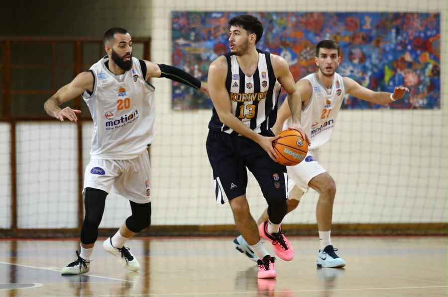 Χαλκίδα: Σπουδαία νίκη για την Αγεχ με τον κόσμο να γεμίζει το κλειστό της Κανήθου