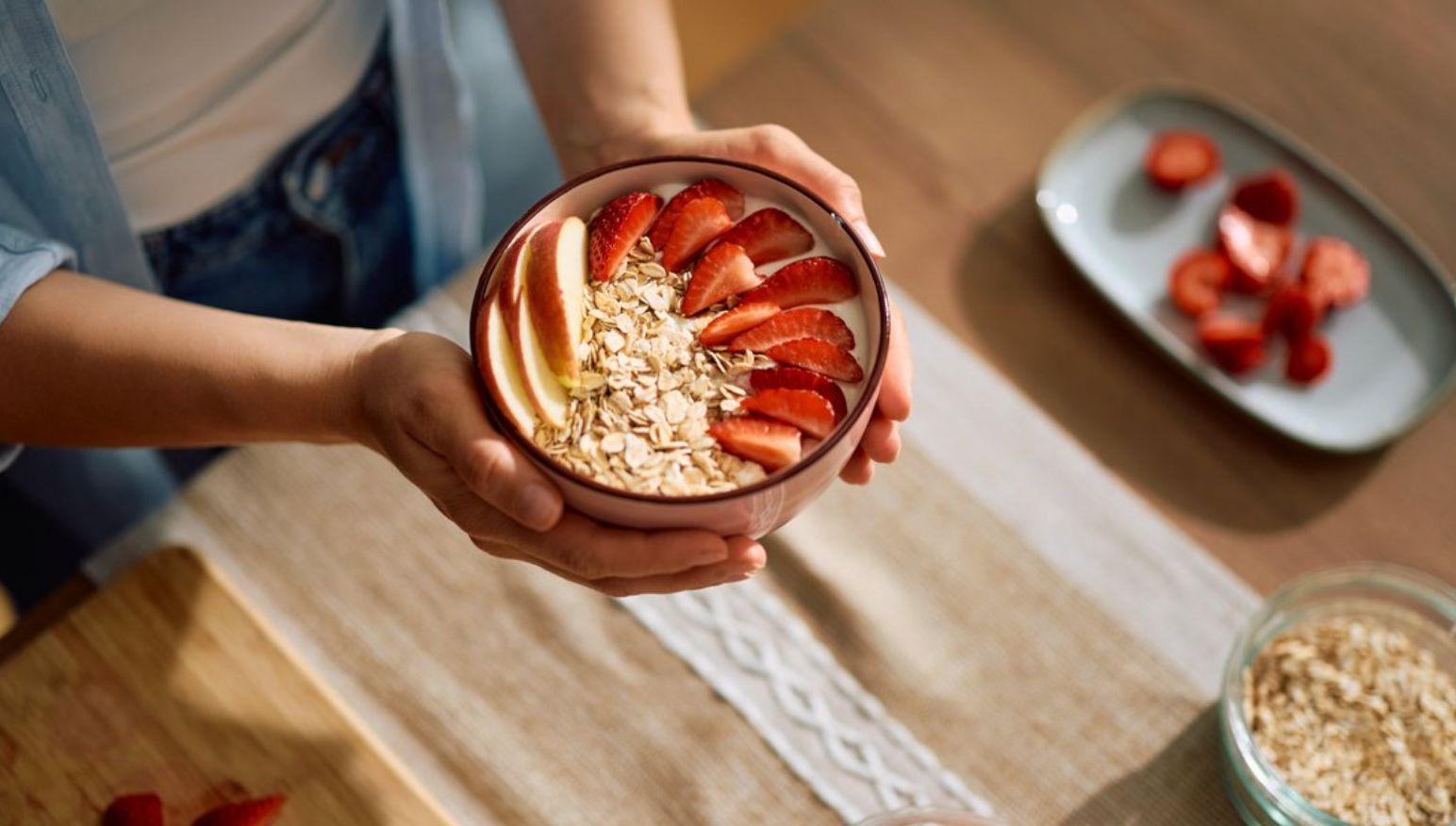 Έρευνα: Αυτό είναι το υγιεινό πρωινό που σε 2 μέρες μπορεί να μειώσει τη χοληστερόλη