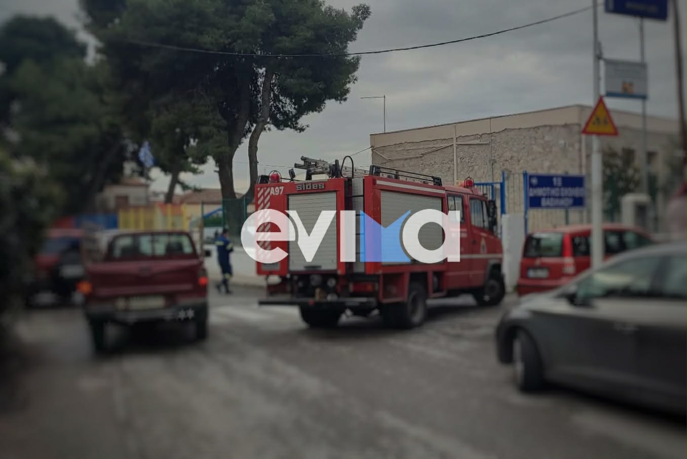 Συναγερμός σε σχολείο της Εύβοιας: Καπνοί εκκένωσαν τις τάξεις – Αποκλειστικές εικόνες