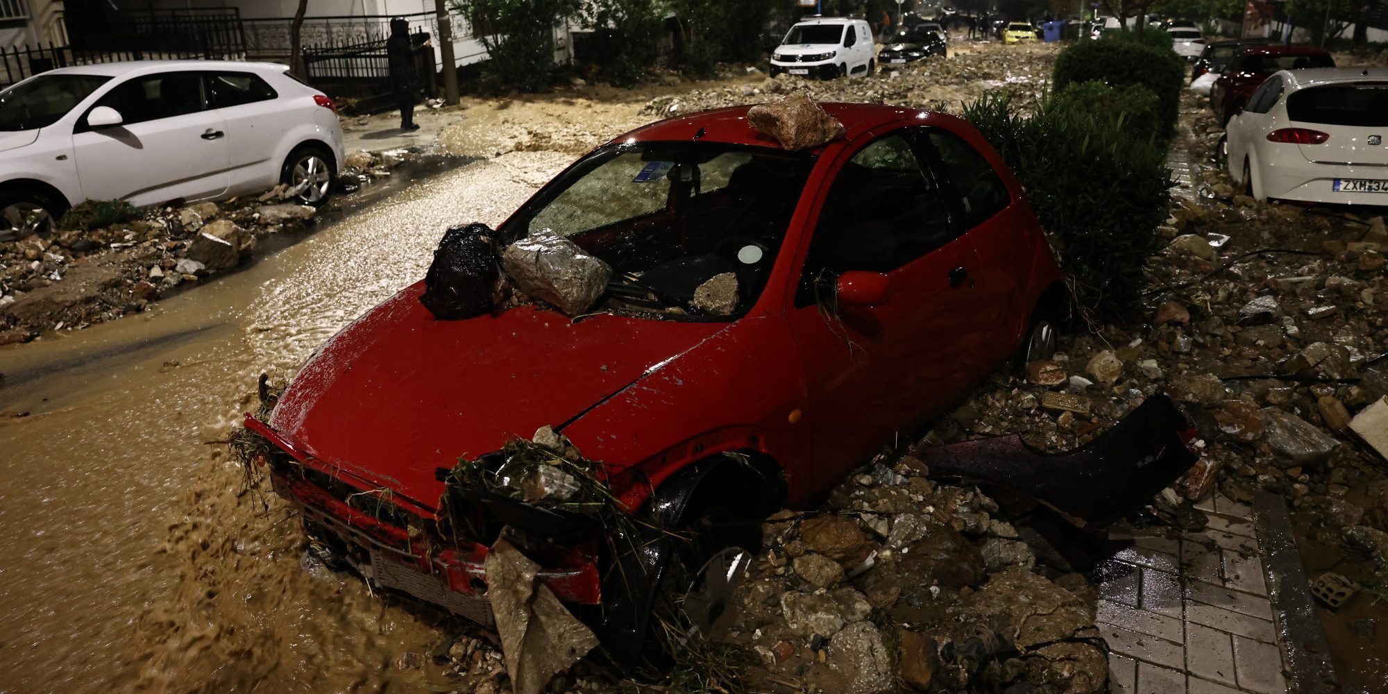Δεν τελείωσε η κακοκαιρία: Ποιες ώρες θα σημειωθούν καταιγίδες στην Αττική