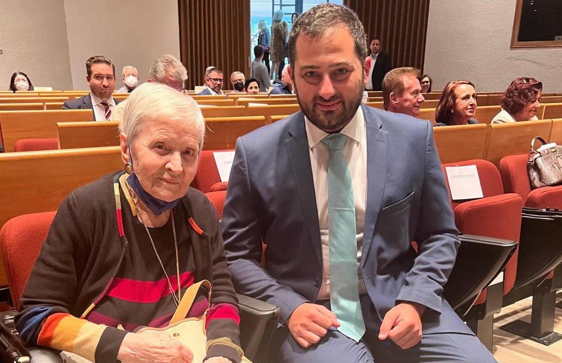 Το συγκινητικό αντίο του Φάνη Σπανού στην Ελένη Γλύκατζη – Αρβελέρ