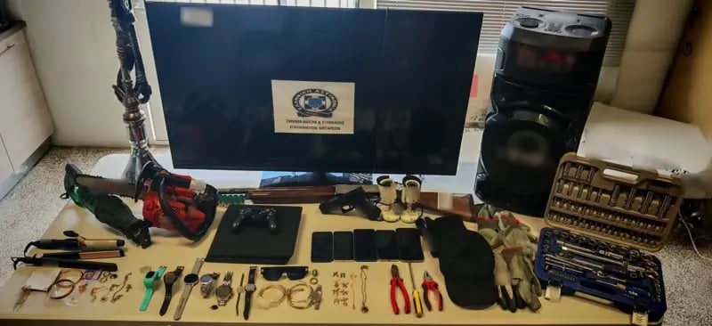 Στα «δίχτυα» της Αστυνομίας η συμμορία που άνοιγε σπίτια στην Εύβοια